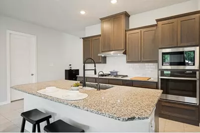 308 Moonvine Drive, Little Elm, TX 75068 - Photo 10