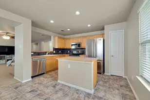 13837 Canyon Ranch Rd, Fort Worth, TX 76262 - Photo 16