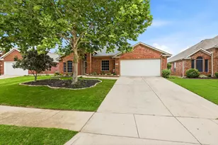 7301 Sunburst Trail, Denton, TX 76210 - Photo 4