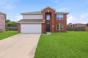 7301 Moon Ridge Ct, Fort Worth, TX 76133 - Photo 1