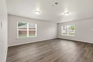 7301 Moon Ridge Ct, Fort Worth, TX 76133 - Photo 10