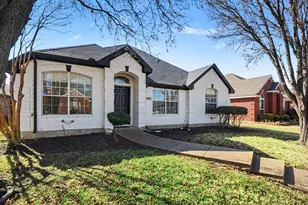 5609 Phoenix Dr, The Colony, TX 75056 - Photo 2