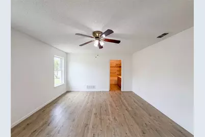 4700 Maryannes Meadow Drive, Fort Worth, TX 76135 - Photo 14