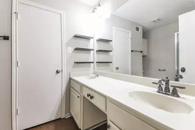 2026 Greenview Drive, Carrollton, TX 75010 - Photo 16