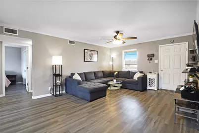 1914 Floral Drive, Gainesville, TX 76240 - Photo 6