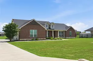 6343 Rustic Edge St, Godley, TX 76044 - Photo 2