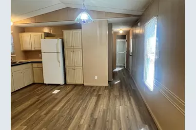 4528 Wildwood Circle, Granbury, TX 76049 - Photo 14