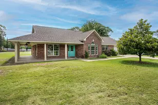 21750 Lakewood Ln, Chandler, TX 75758 - Photo 1