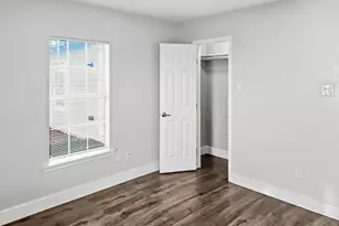 110 Ramsey Ave, Cleburne, TX 76031 - Photo 20