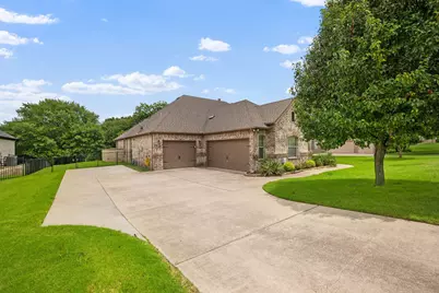 12540 Indian Creek Drive, Fort Worth, TX 76179 - Photo 2