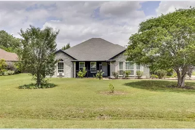 835 Shady Brook Lane, Red Oak, TX 75154 - Photo 1