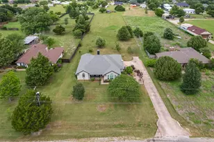 835 Shady Brook Ln, Red Oak, TX 75154 - Photo 26