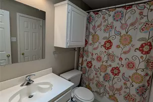 8655 Brittania Ct, Dallas, TX 75243 - Photo 14