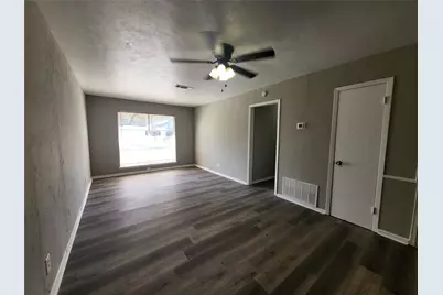 1503 E Wells Avenue, Sherman, TX 75090 - Photo 6