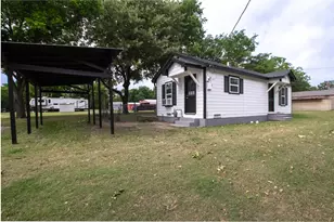 114 Owens Ln, Denton, TX 76209 - Photo 18