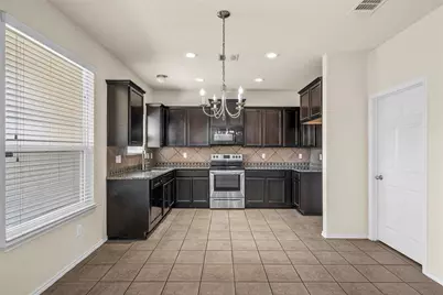 6540 Sendero Lane, Waco, TX 76712 - Photo 6