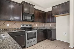 6540 Sendero Lane, Waco, TX 76712 - Photo 8