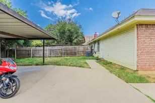 2709 Brittany Dr, Euless, TX 76039 - Photo 22