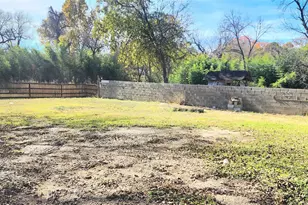 8525 Oak Haven Ln, Dallas, TX 75217 - Photo 18
