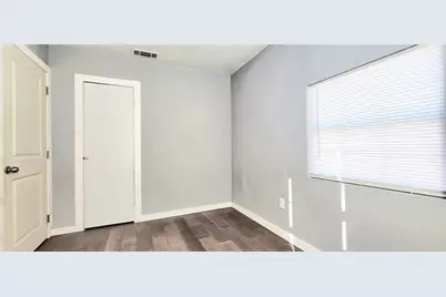 8525 Oak Haven Lane, Dallas, TX 75217 - Photo 10