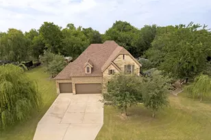 107 Meadow View Dr, McKinney, TX 75071 - Photo 2