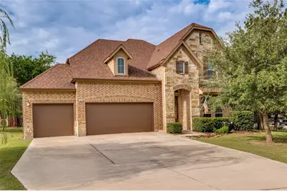 107 Meadow View Drive, McKinney, TX 75071 - Photo 2