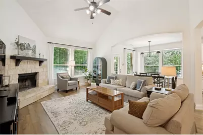 107 Meadow View Drive, McKinney, TX 75071 - Photo 6