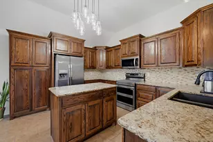 806 Birch Cir, Van Alstyne, TX 75495 - Photo 12