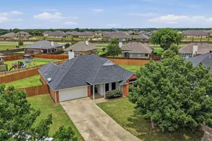 806 Birch Cir, Van Alstyne, TX 75495 - Photo 36