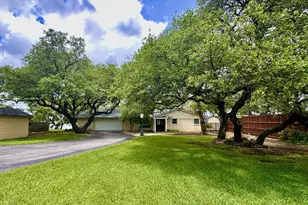 4146 Shore Front Dr, Fort Worth, TX 76135 - Photo 4