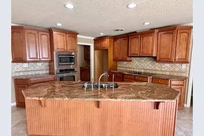 4146 Shore Front Drive, Fort Worth, TX 76135 - Photo 8
