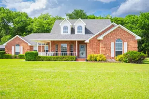 462 Co Rd 3335, Ladonia, TX 75449 - Photo 1