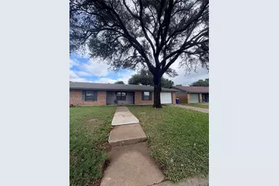 411 Bond Street, Hillsboro, TX 76645 - Photo 1