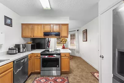 300 Comiskey Court, Saginaw, TX 76179 - Photo 8