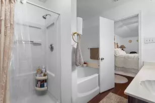 300 Comiskey Ct, Saginaw, TX 76179 - Photo 18