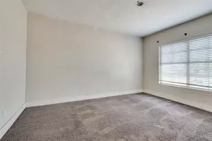 1015 Kings Hwy, Dallas, TX 75208 - Photo 10