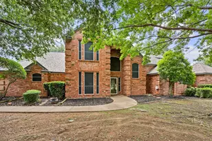 5851 Windridge Ln, Flower Mound, TX 75028 - Photo 2