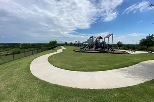 217 Bearman Dr, Fort Worth, TX 76120 - Photo 26
