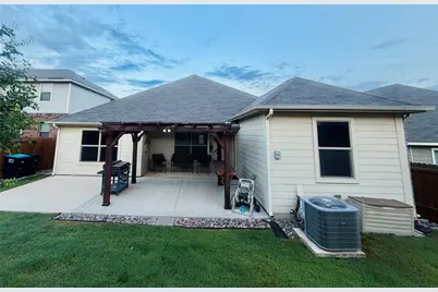 217 Bearman Drive, Fort Worth, TX 76120 - Photo 2