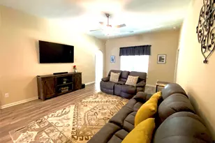 217 Bearman Dr, Fort Worth, TX 76120 - Photo 8