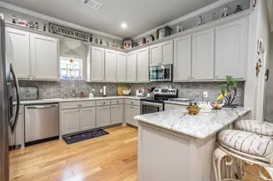 410 3rd St, Whitesboro, TX 76273 - Photo 4
