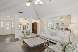 2900 Whitemarsh Cir, Richardson, TX 75080 - Photo 2