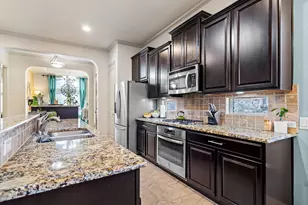 2459 Embleton Dr, Lewisville, TX 75067 - Photo 8