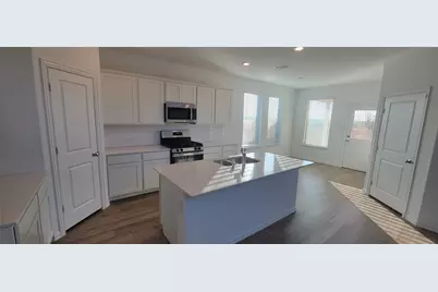 9901 Diamondhead Dr, Fort Worth, TX 76179 - Photo 14