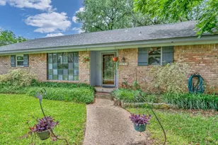9033 Cherry Creek Pl, Woodway, TX 76712 - Photo 2