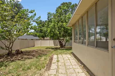 1600 Hartford Drive, Carrollton, TX 75007 - Photo 22