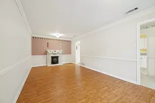1419 Hillcrest Dr, Sherman, TX 75092 - Photo 4