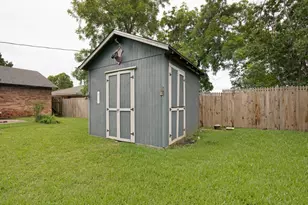 1419 Hillcrest Dr, Sherman, TX 75092 - Photo 22