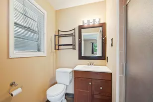 1419 Hillcrest Dr, Sherman, TX 75092 - Photo 14