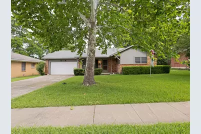 1419 Hillcrest Drive, Sherman, TX 75092 - Photo 1